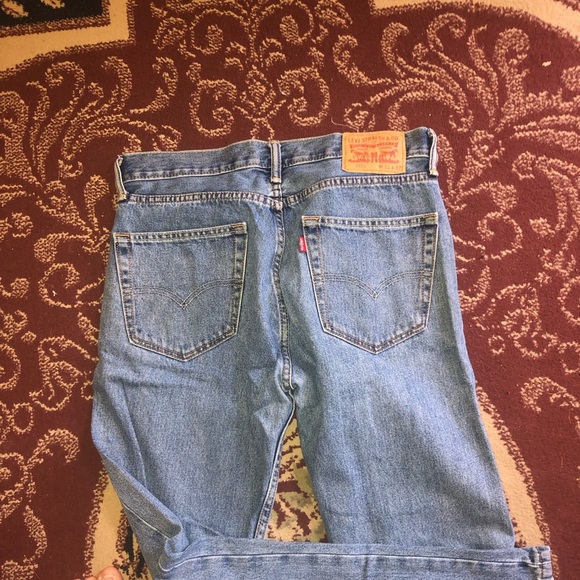 Classic Blue Levi’s Denim Jeans- 505 -32 by 32 worn a few times. - Picture 9 of 11